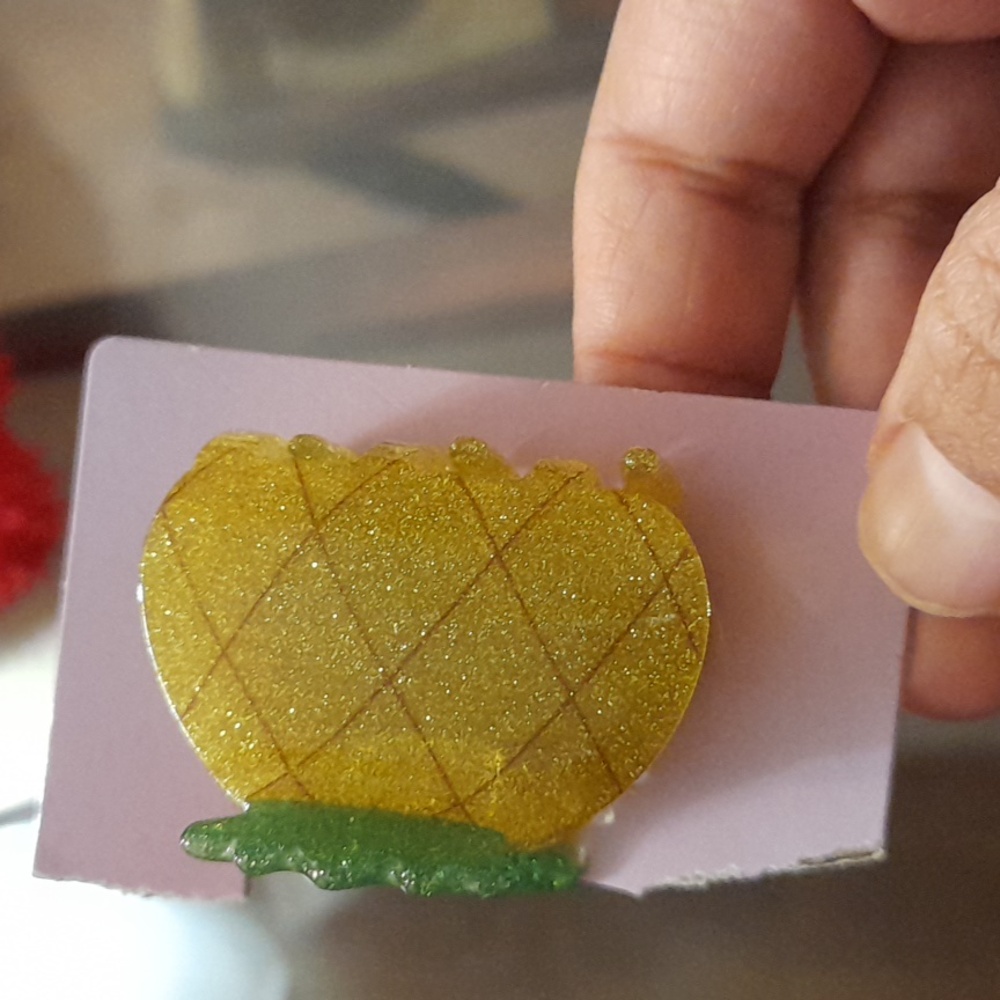 Vacay pinneaple,hair clip